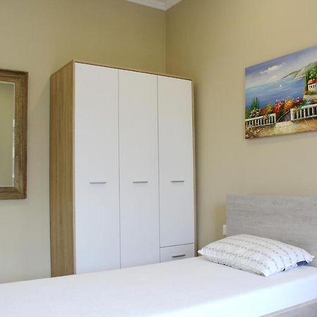 2V1 - Myslym Shyri Apartment Tiranë Ngoại thất bức ảnh